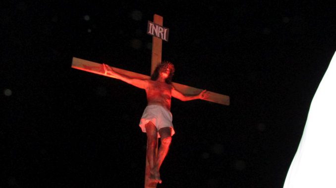Via Crucis (2)