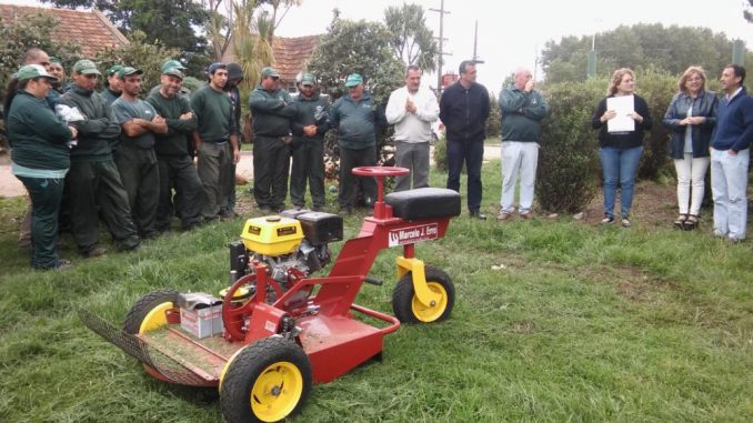 Maquina corta Pasto