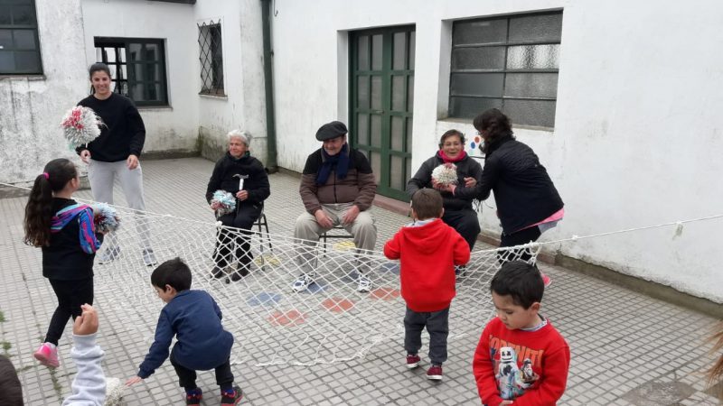 “realizamos actividades que son convenientes para los niños y adultos