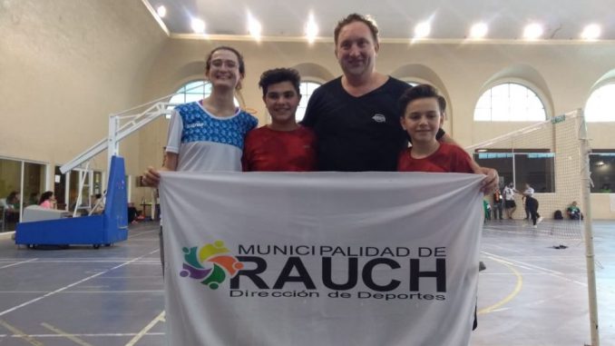 Badminton