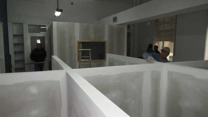 Boxes (4)