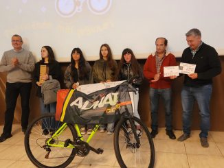 WhatsApp Image 2025-12-01 at 16.31.23