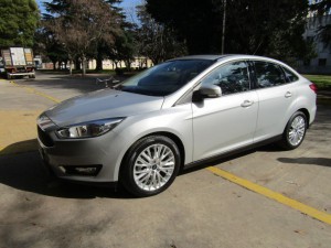 Ford Focus (2)